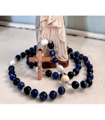 Chapelet en pierres semi-précieuses onyx/cornaline/howlite/apatite bleue/quartz rose - Carmel d'Avranches