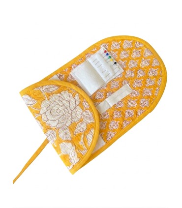 Trousse à couture jaune - Moniales ermites de la Vierge Marie